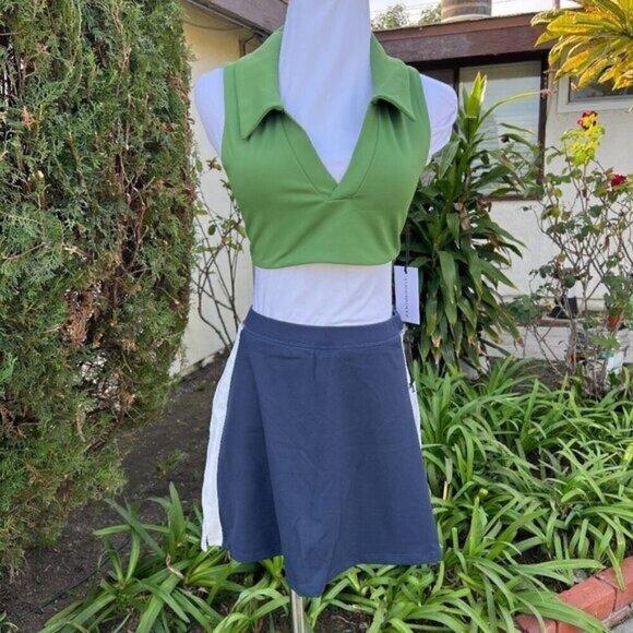 WeWoreWhat Revolve Active Tennis Skort MEDIUM in Solid Blue Navy Optic White - Picture 1 of 10